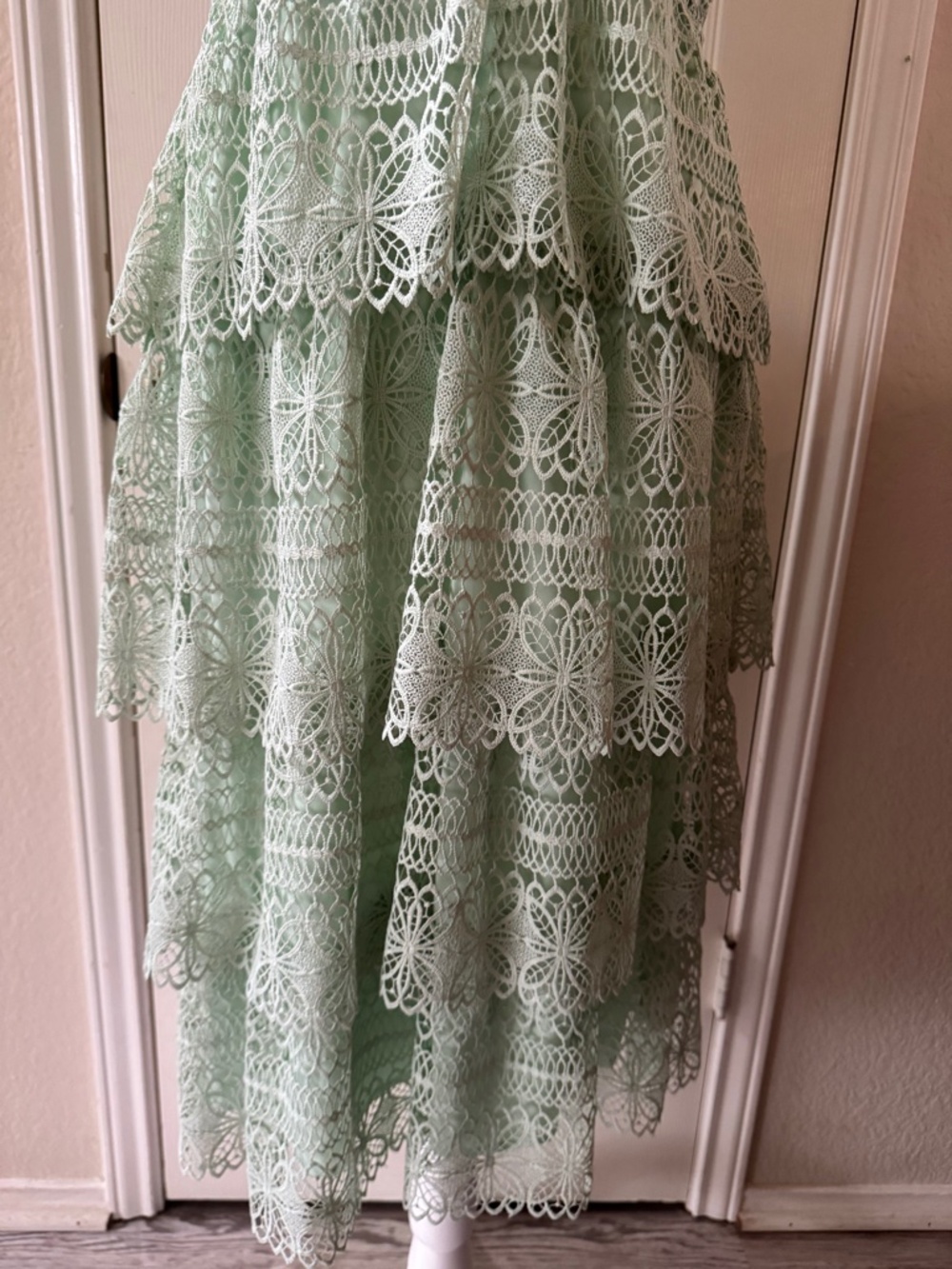 Gianni Bini Lace Dress Size 8 Mint Green Tiered Boho V-Neck - Picture 8 of 15